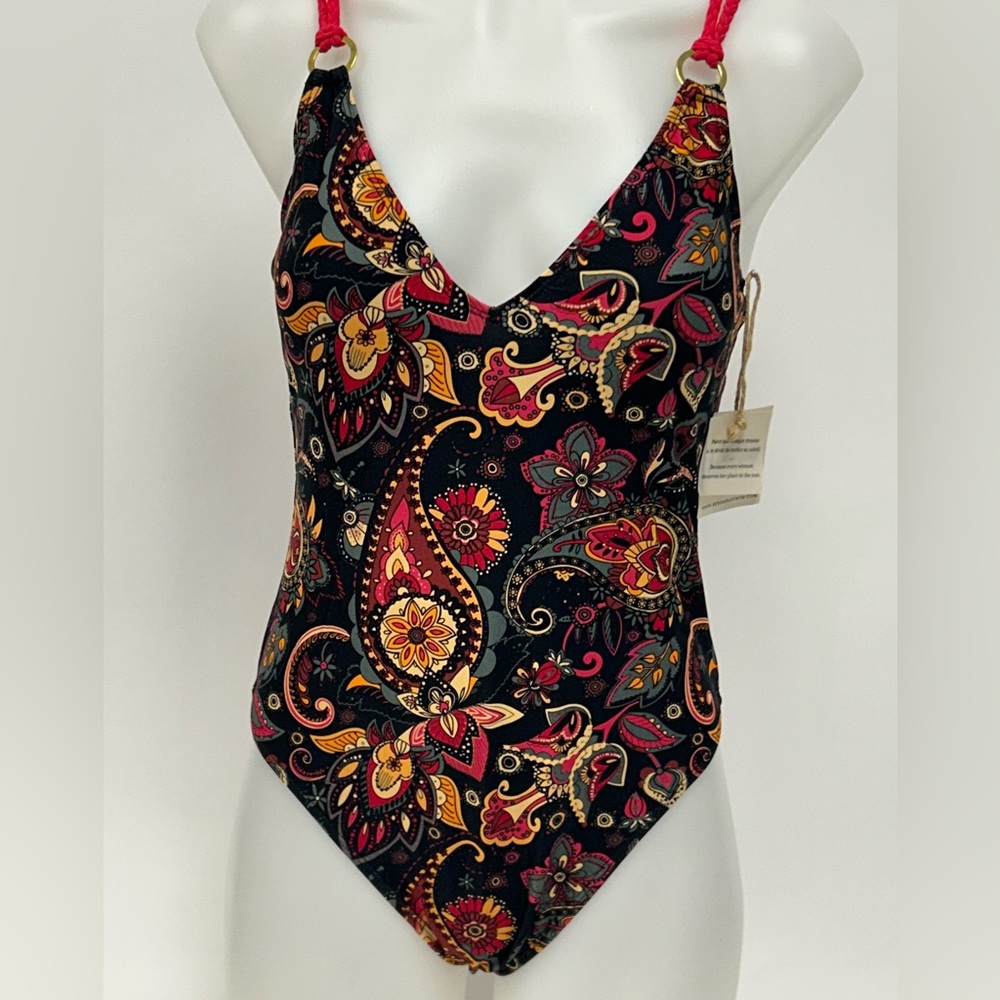NWT- Byron Bay 1 piece Swimsuit